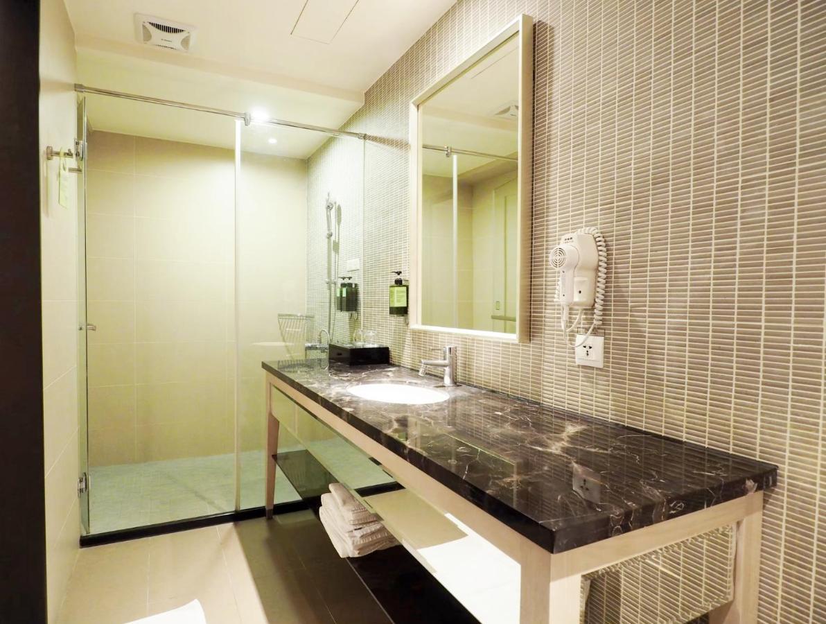 Stay Hotel - Taichung Yizhong Exterior photo