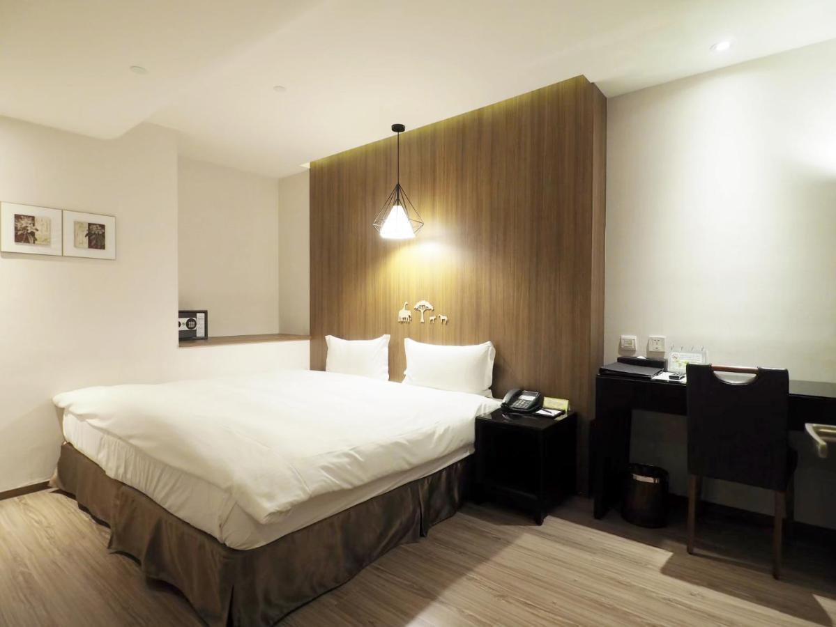Stay Hotel - Taichung Yizhong Exterior photo