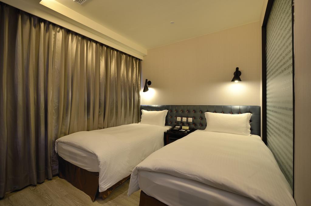 Stay Hotel - Taichung Yizhong Exterior photo