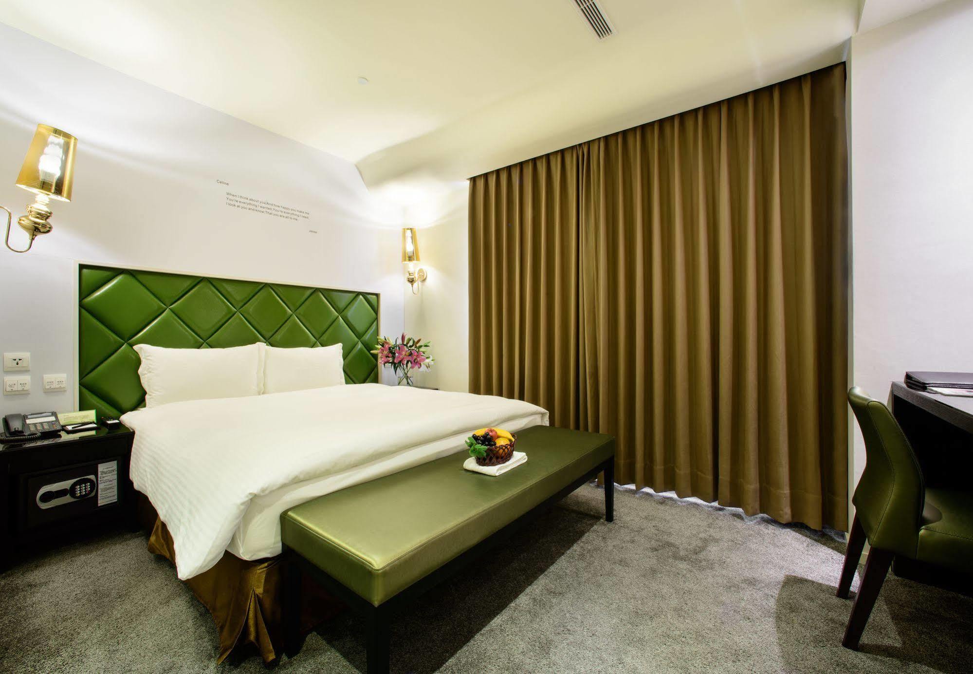 Stay Hotel - Taichung Yizhong Exterior photo