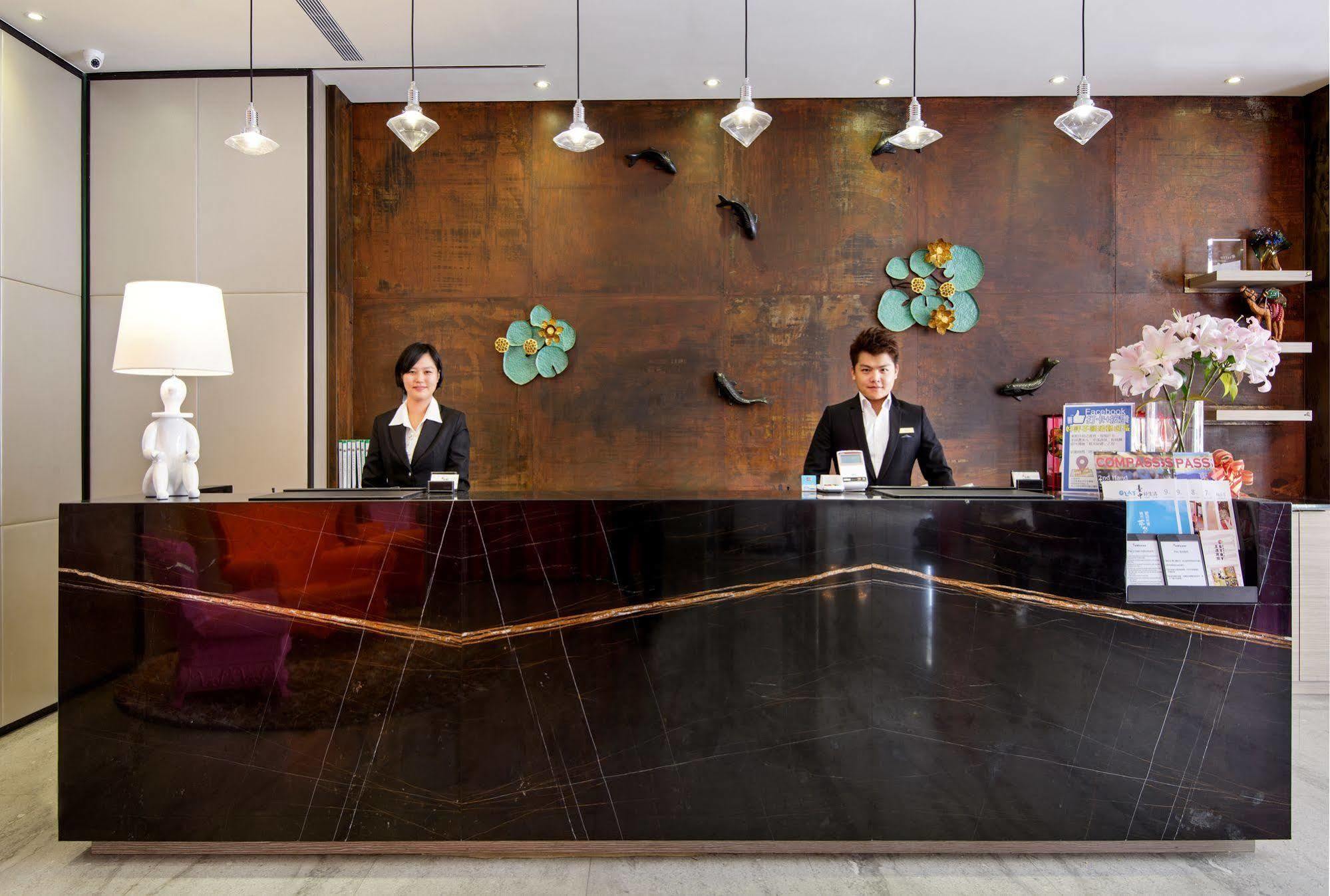 Stay Hotel - Taichung Yizhong Exterior photo